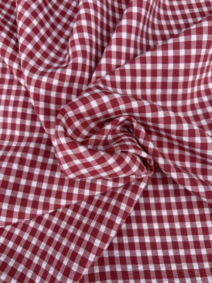 Algodón sedoso cuadros rojos